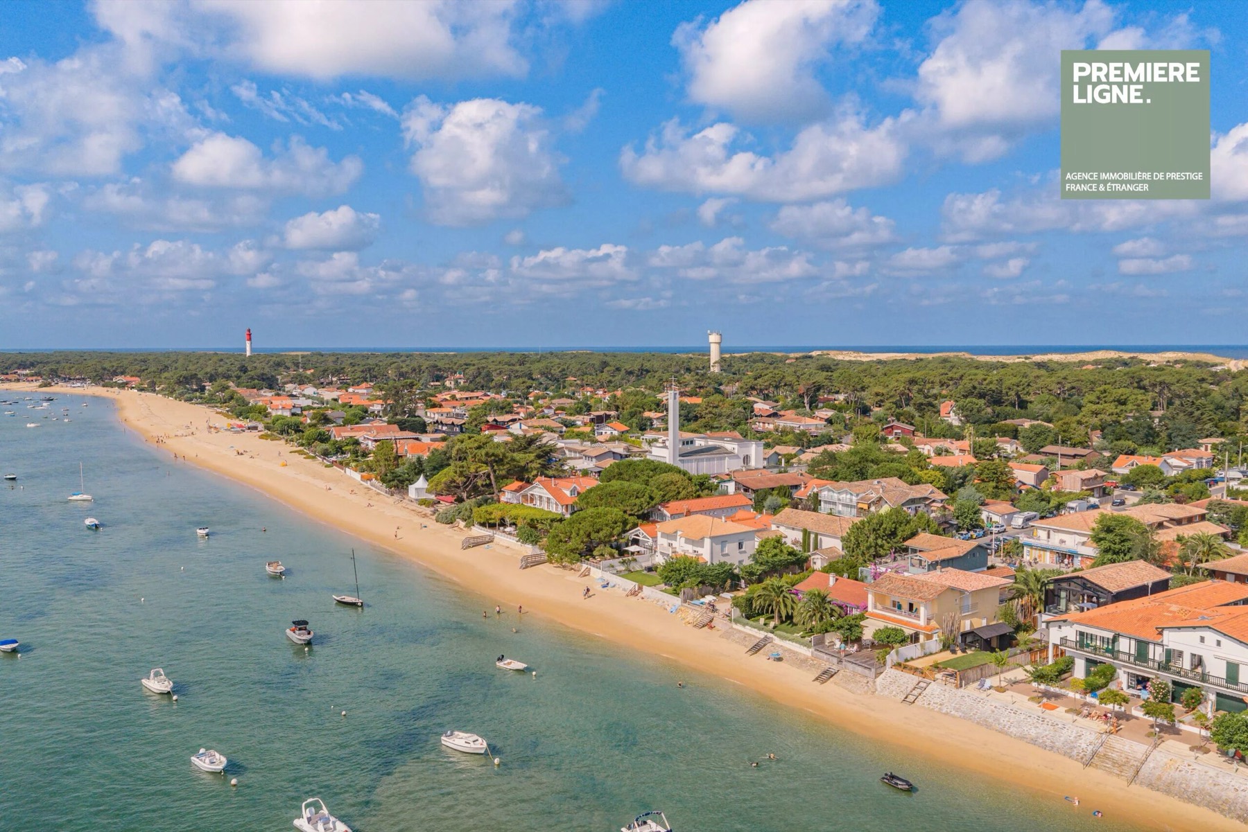 Vue aérienne du Cap Ferret et du Bassin d’Arcachon